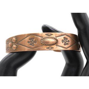 STORY TELLER BRACELET vintage Bell Trading copper cuff Native American style